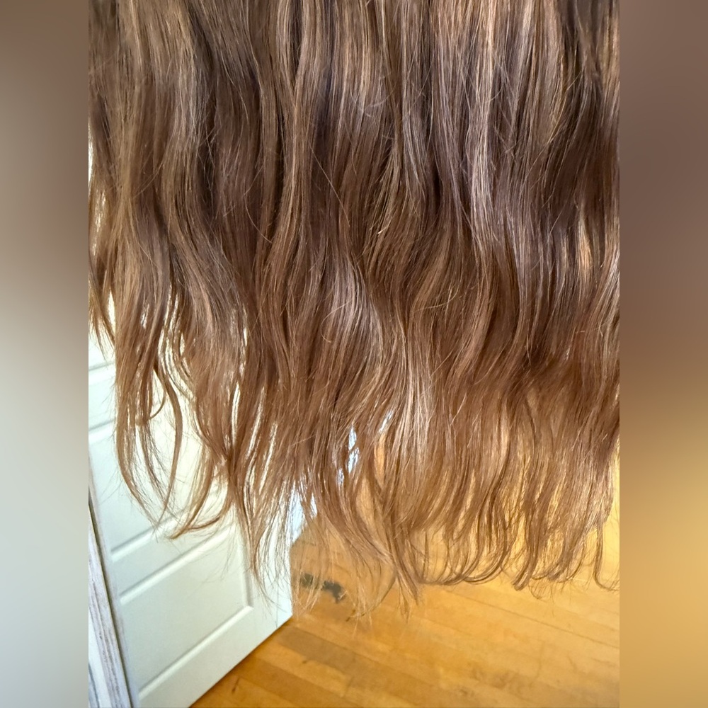BELLAMI Silk Seam 220 G 6-Piece Dark Brown / Chestnut Brown Clip In Extensions - Picture 4 of 8